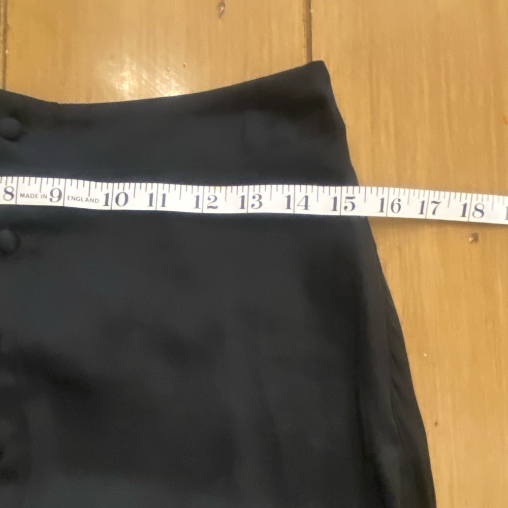 Free People Women’s Black Midi Analise Skirt Buttoned Satin New Small 4 - Picture 10 of 13